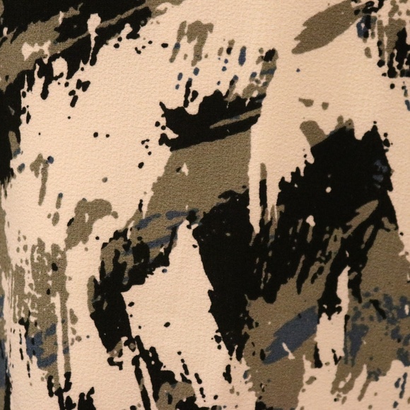 Multi colored business skirt - Picture 2 of 2